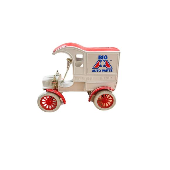 Die Cast by ERTL Ford Big A Auto Parts Delivery Truck Replica 1905 Coin Bank - Picture 3 of 6